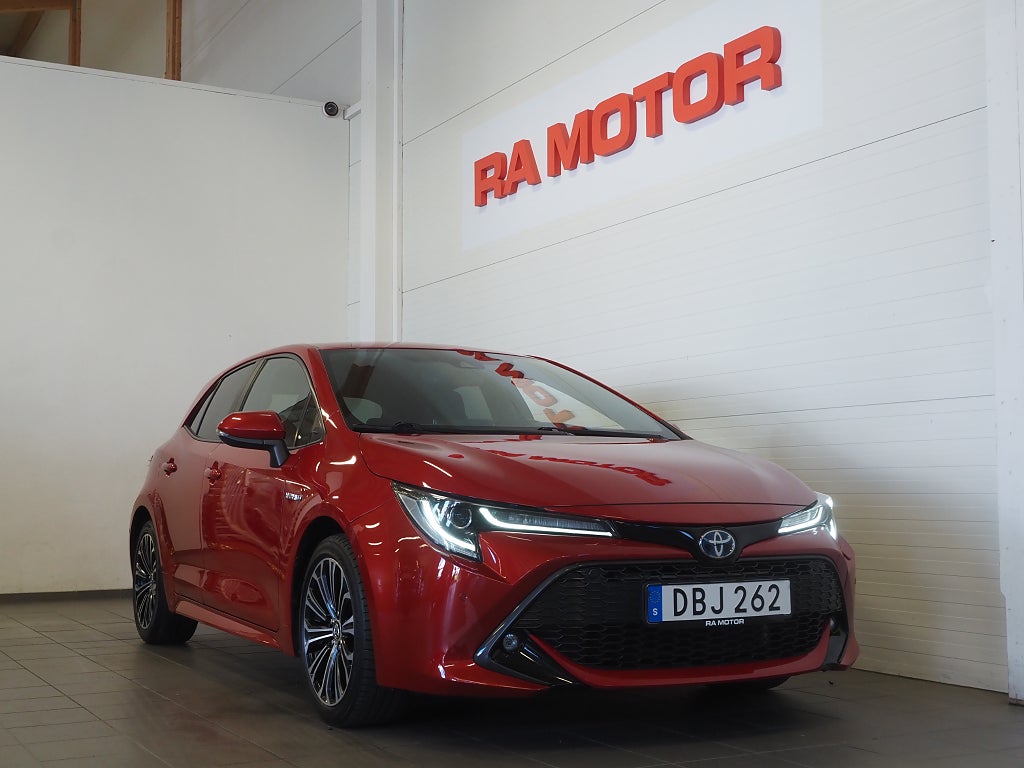 Toyota Corolla 2.0 Hybrid e-CVT 184hk Style | Backkamera |