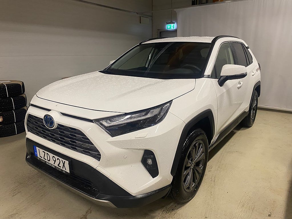 Toyota RAV4 2,5 Hybrid AWD-i Executive | Vinterhjul