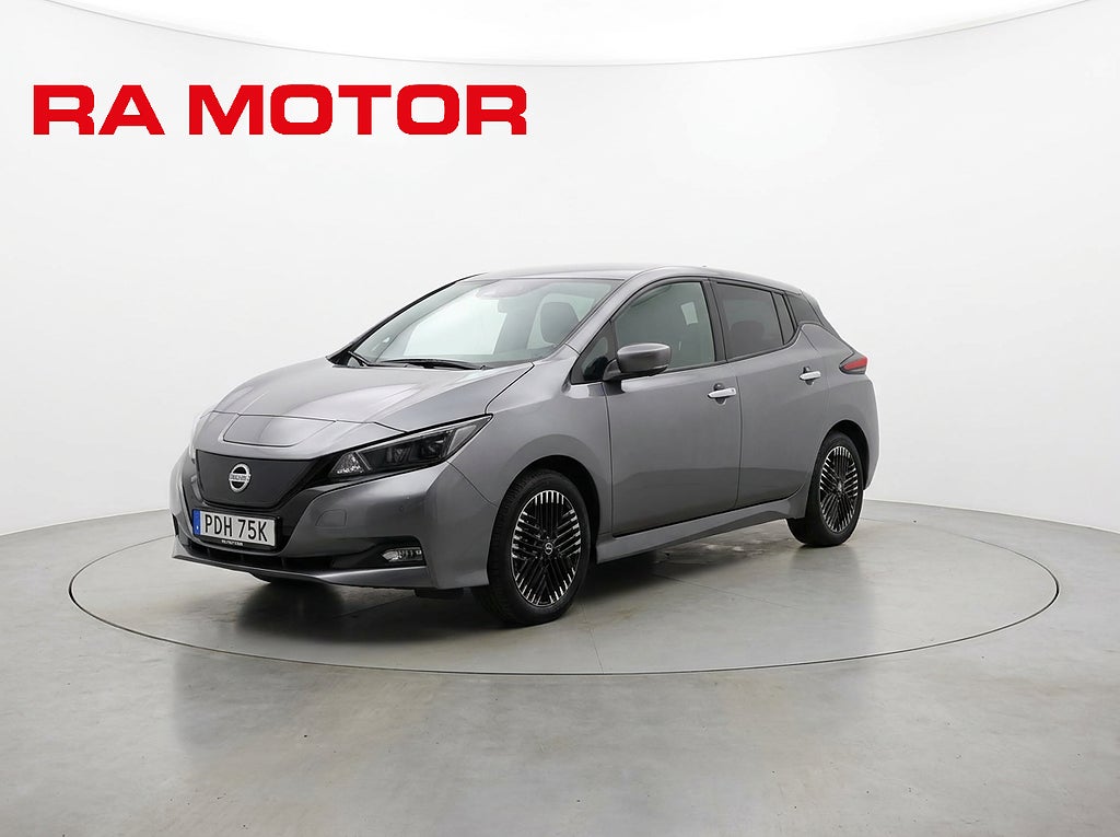 Nissan Leaf N-Connecta 40kWh | Värmepump | 360° Kamera | Moms | Nav