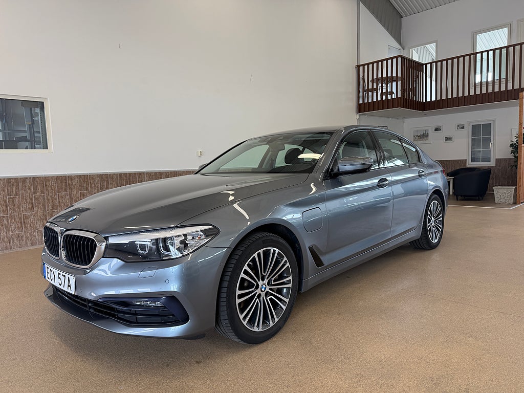 BMW 530e iPerformance Sedan Steptronic Sportline