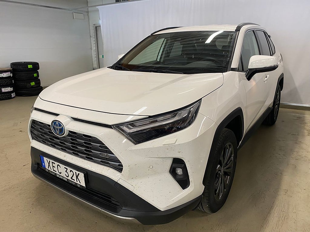Toyota RAV4 2,5 Hybrid AWD-i Executive | Vinterhjul