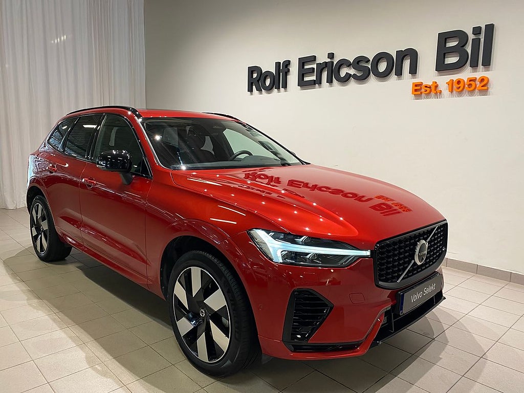 Volvo XC60 Recharge T6 II Plus Dark Edition.