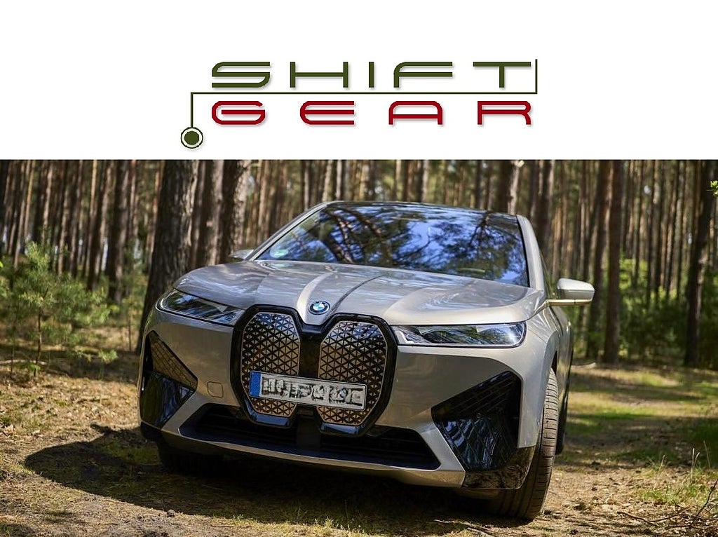 BMW iX xDrive40 Exclusive Sport Innovation Laser 22″ 1 äg MOMS