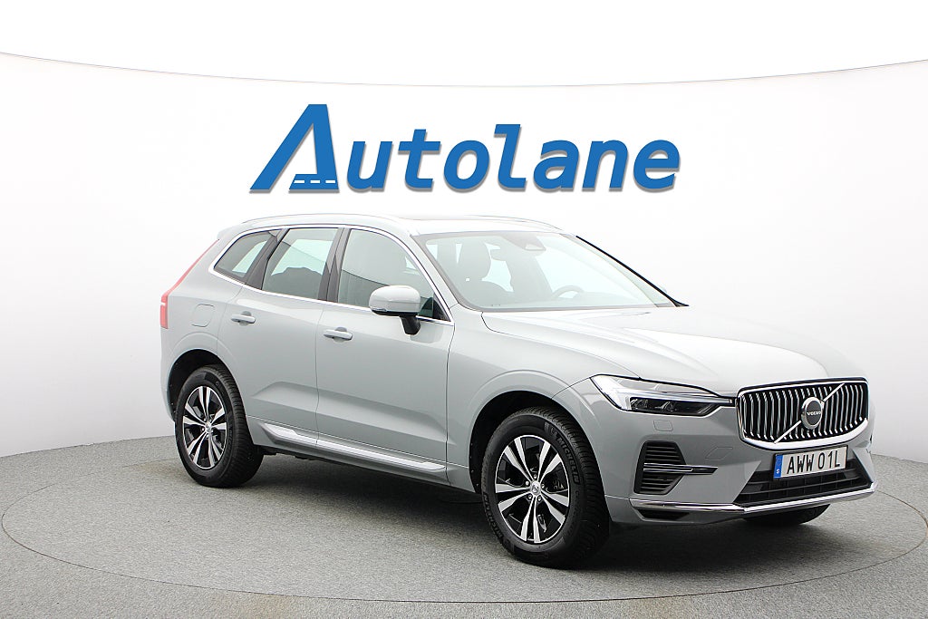Volvo XC60 Recharge T6 AWD Core, Panorama, Dragkrok 350hk