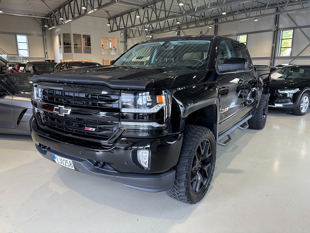Chevrolet Silverado 1500 Crew Cab 6.2 V8 E85 4WD Hydra-Matic/ Z71 /BOSE