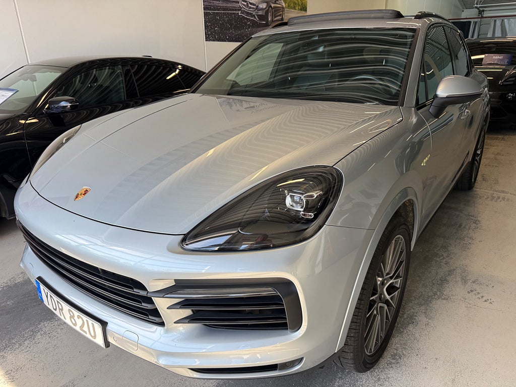 Porsche Cayenne E-Hybrid, Panorama, 21″, 1 brukare, Svensksåld