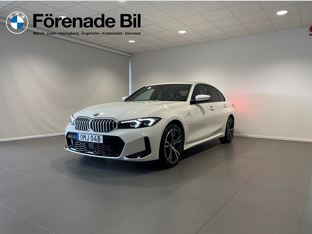 BMW 330e xDrive Sedan M-Sportpaket Sportstolar Drag