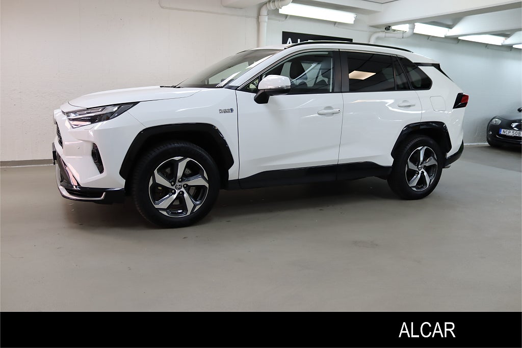 Toyota RAV4 PLUG-IN HYBRID X EDITION MOMSBIL