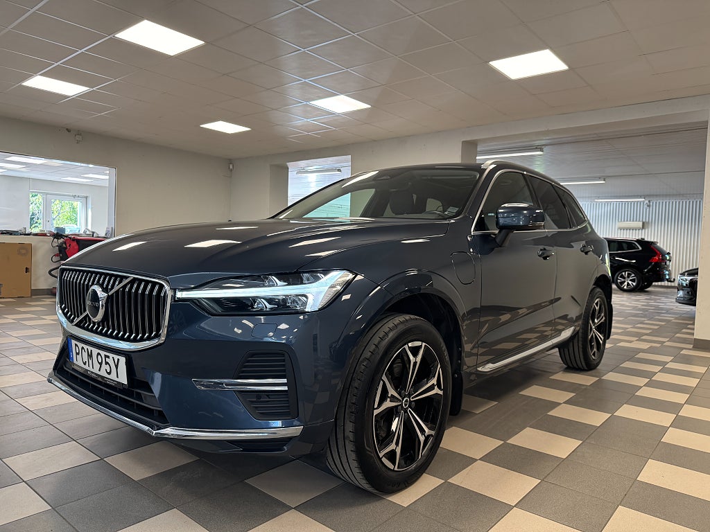Volvo XC60 Recharge T6 AWD Helskinn AppConnect Navi Drag Panorama