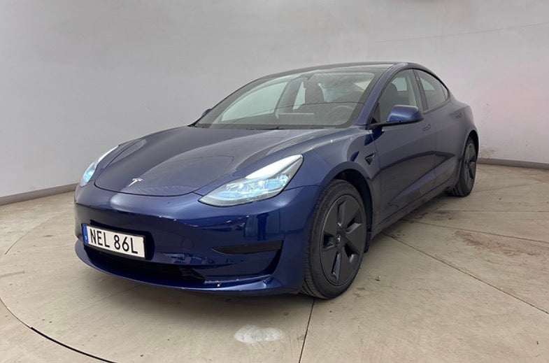 Tesla Model 3 Standard Range / 1 brukare / Moms / Vinterhjul