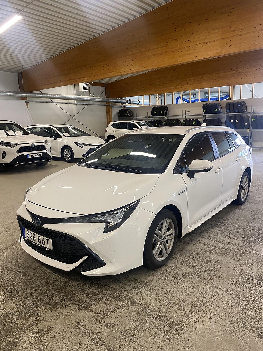 Toyota Corolla Touring Sports Hybrid e-CVT | Vinterhjul