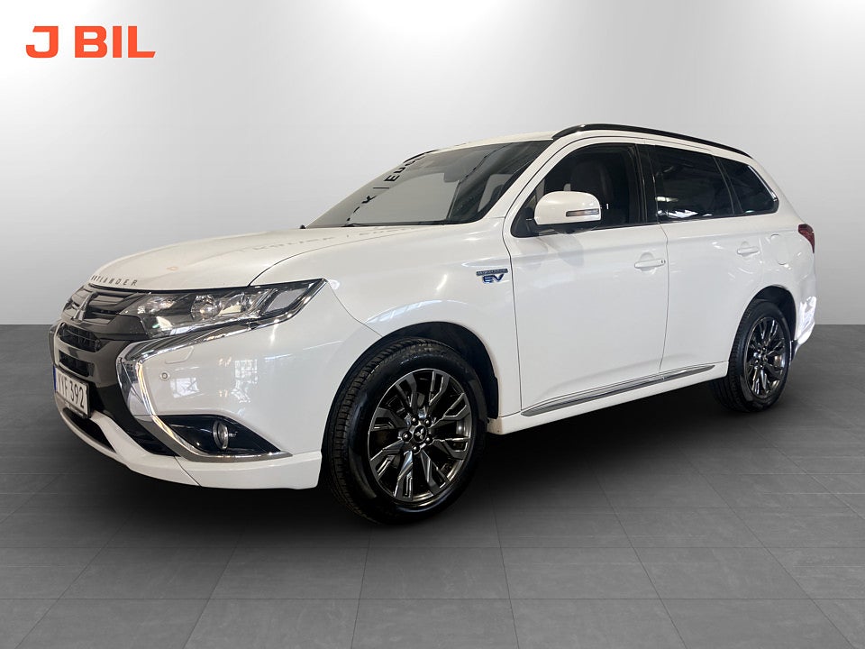 Mitsubishi Outlander S-Edition PHEV 203hk Aut 4WD TAKLUCKA B-KAMERA DRAG