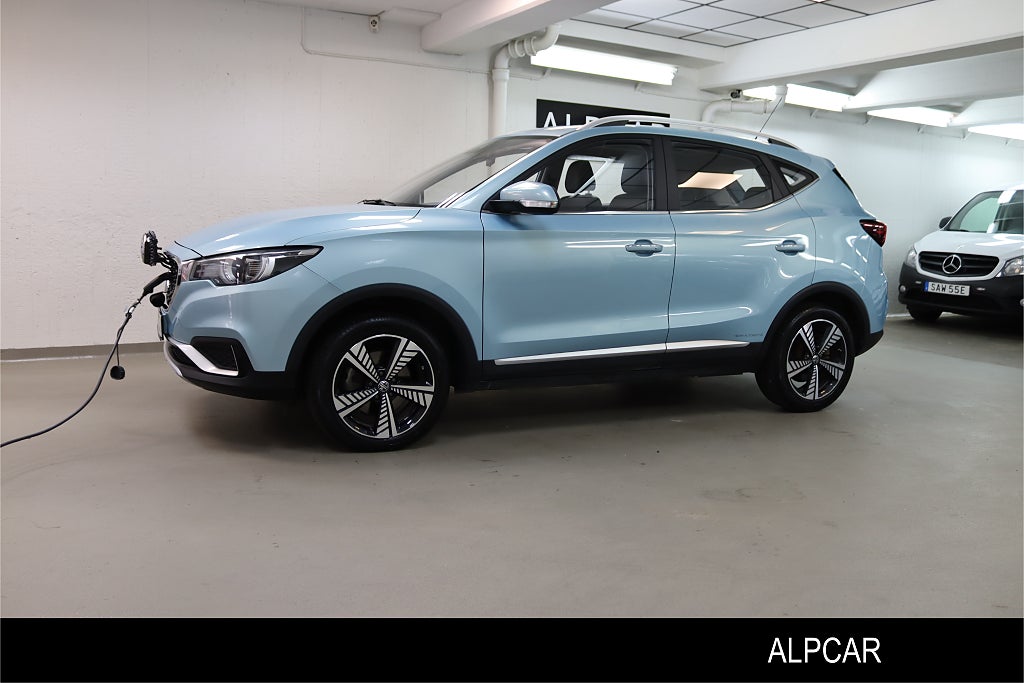 MG ZS EV GPS PANORAMA SKINN S  V-HJUL 143 HK 4900 MIL