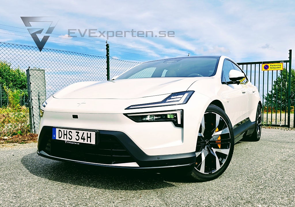 Polestar 4 Dual motor Performance Pilot Plus Performance Drag Moms