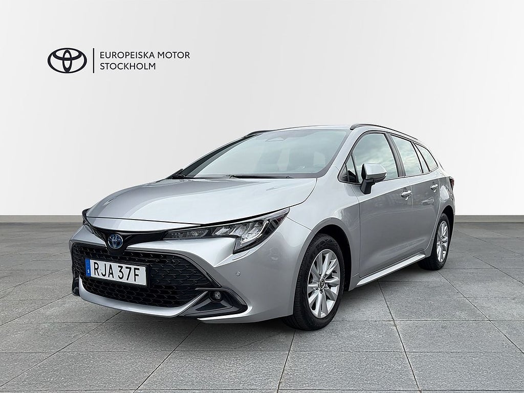 Toyota Corolla 1,8 HYBRID ACTIVE PLUS V-HJUL