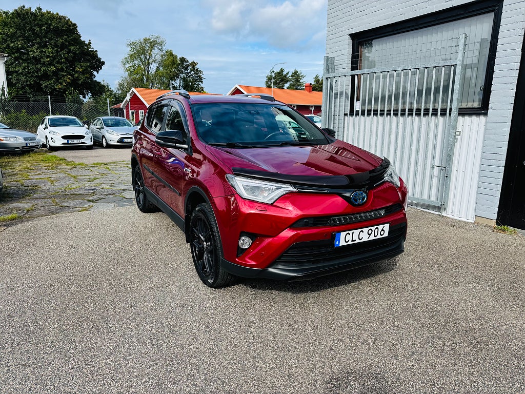 Toyota RAV4 Hybrid 2.5 VVT-i 197HK AWD-i X-EDITION / DRAG / VÄRMARE
