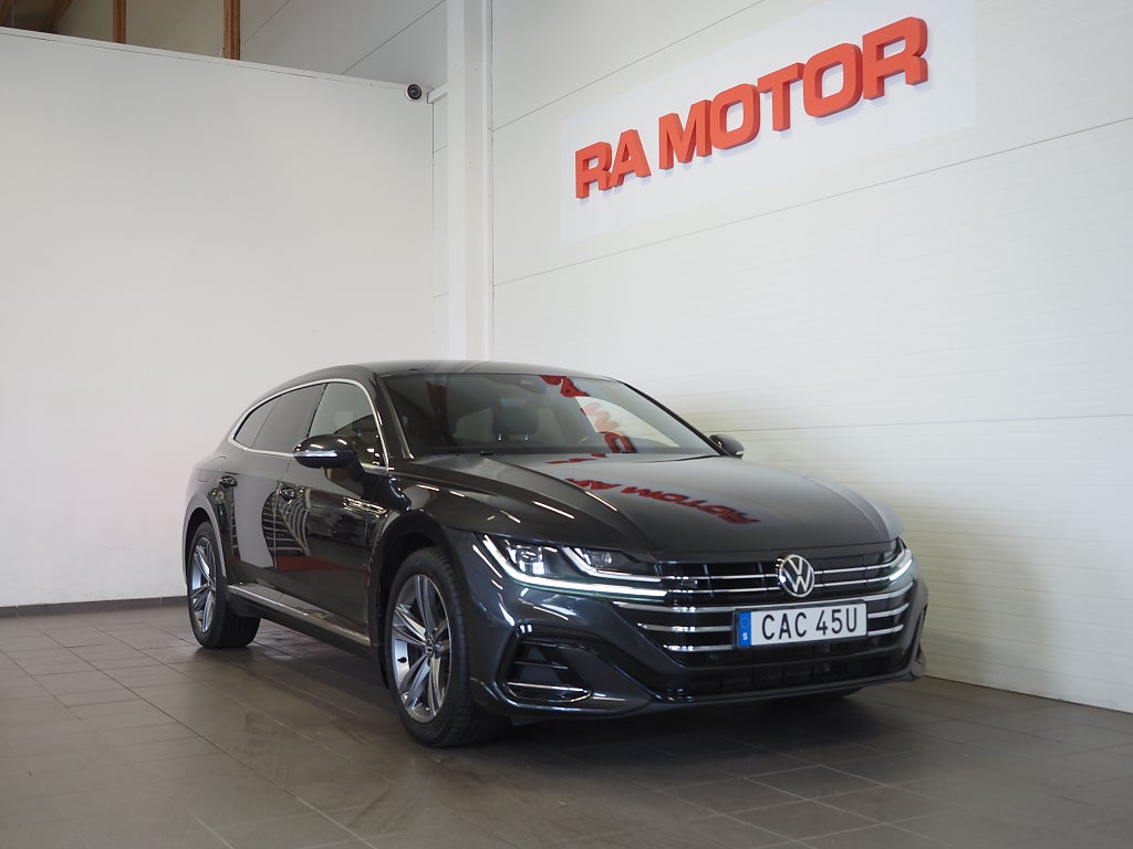 Volkswagen Arteon eHybrid Shooting Brake 218hk TSI R-Line Dragpkt Cockpit