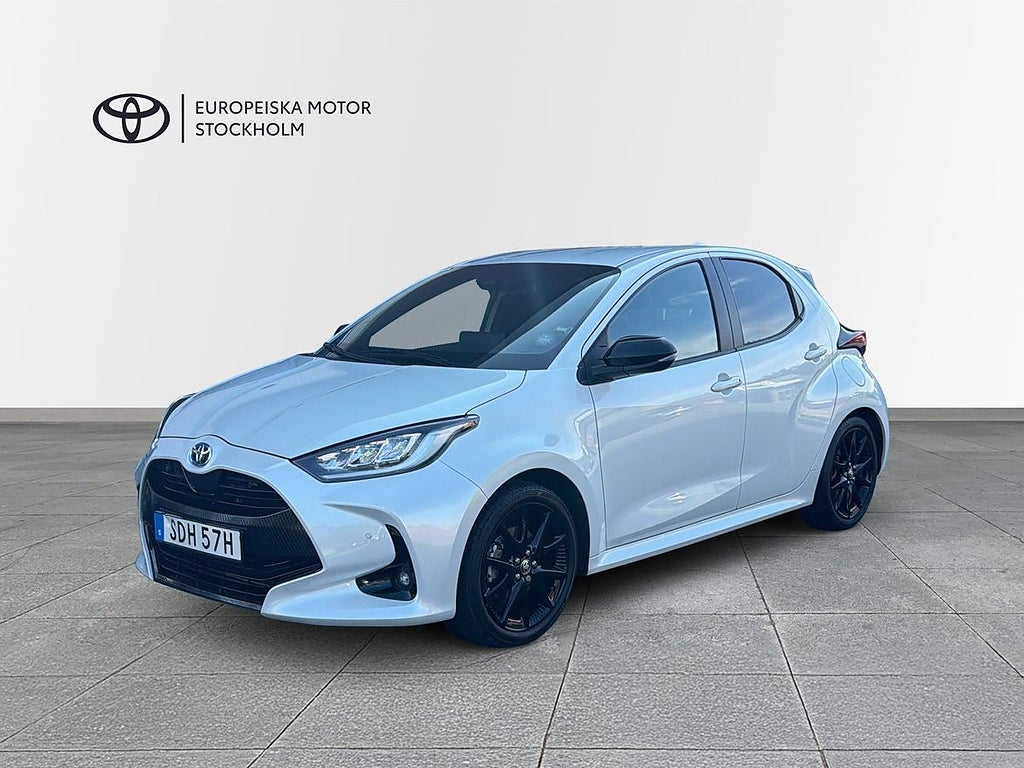 Toyota Yaris 1,5 HYBRID STYLE V-HJUL