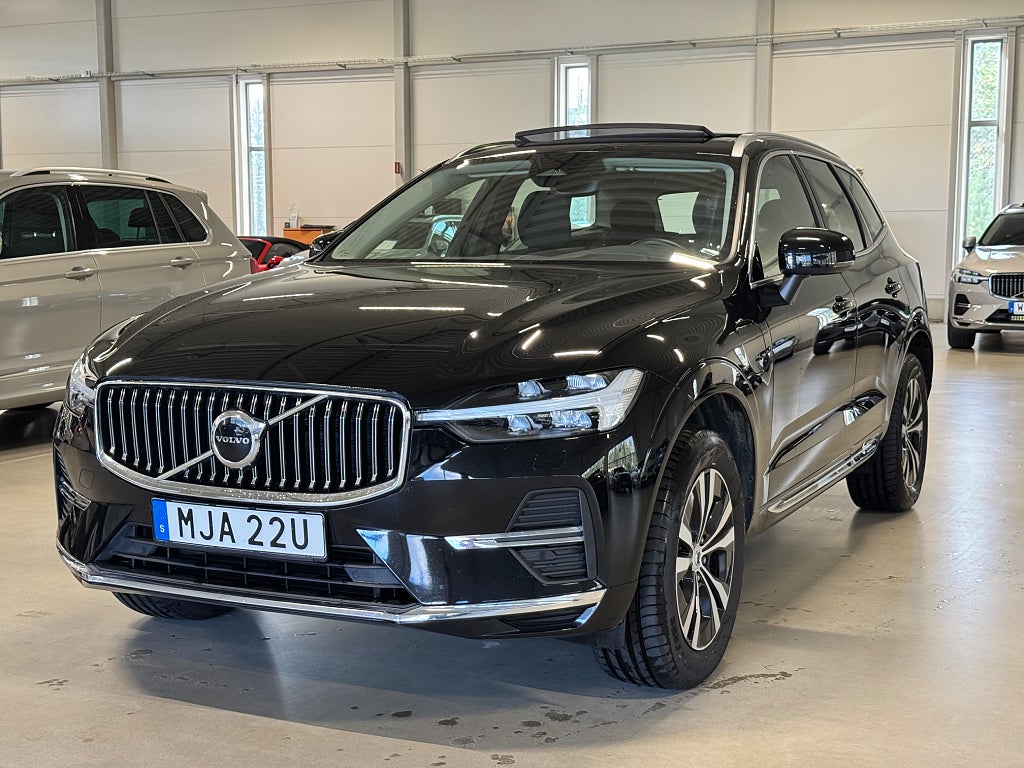 Volvo XC60 Recharge T6 AWD AUT DRAG VÄRMEPUMP MOMS EN ÄGARE KAMERA