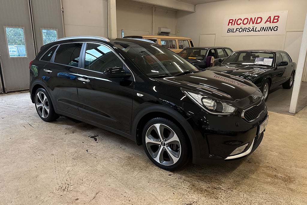 Kia Niro El Hybrid  Aut  Advance Plus GPS Backkam Läder 17 hjul