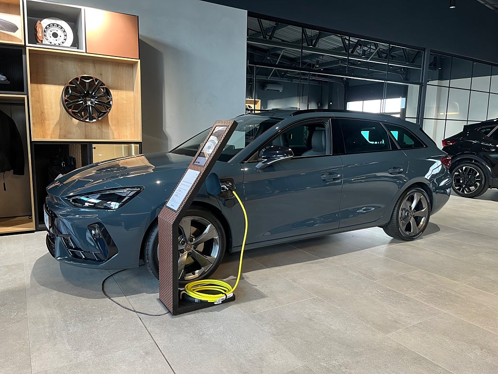 Cupra Leon Sportstourer E-Hybrid Privatleasing Överlåtelse