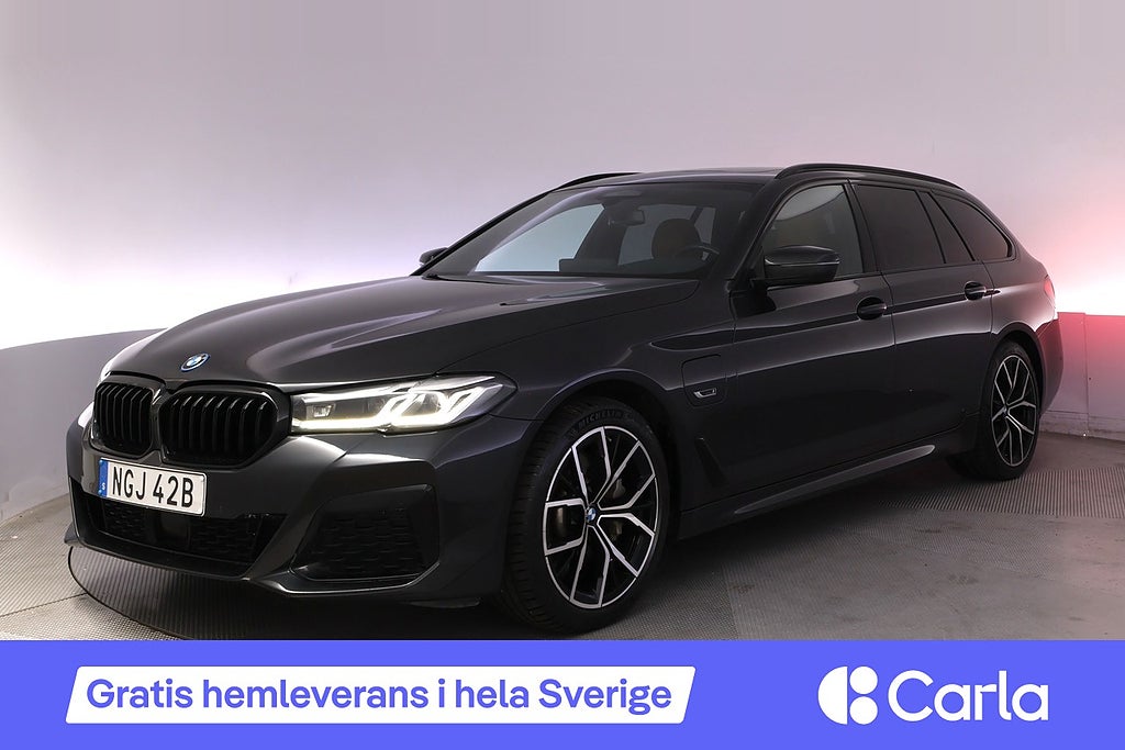 BMW 530e xDrive Touring M-sport Pano Elstol HUD Kamera Drag
