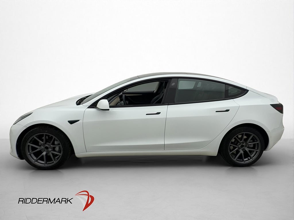 Tesla Model 3 Standard Range AP Skinn Pano En Brukare 283hk