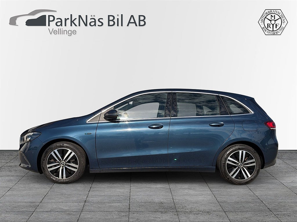 Mercedes-Benz B 250 e PLUG IN DRAG NAVI