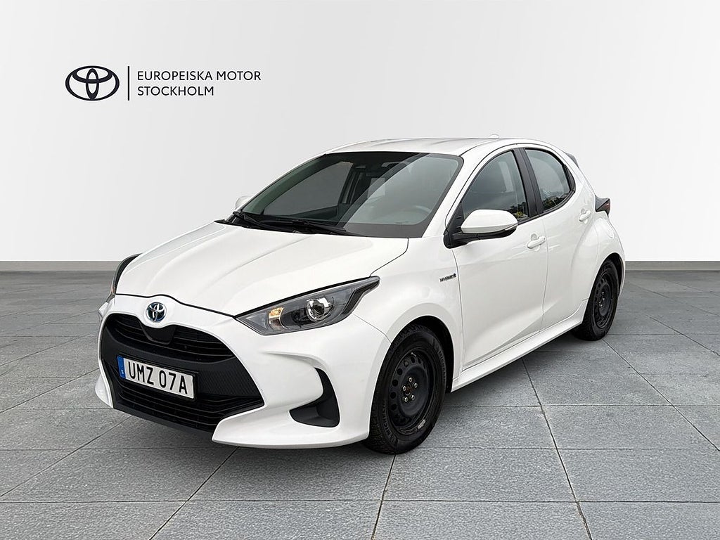 Toyota Yaris 1,5 HYBRID ACTIVE V-hjul