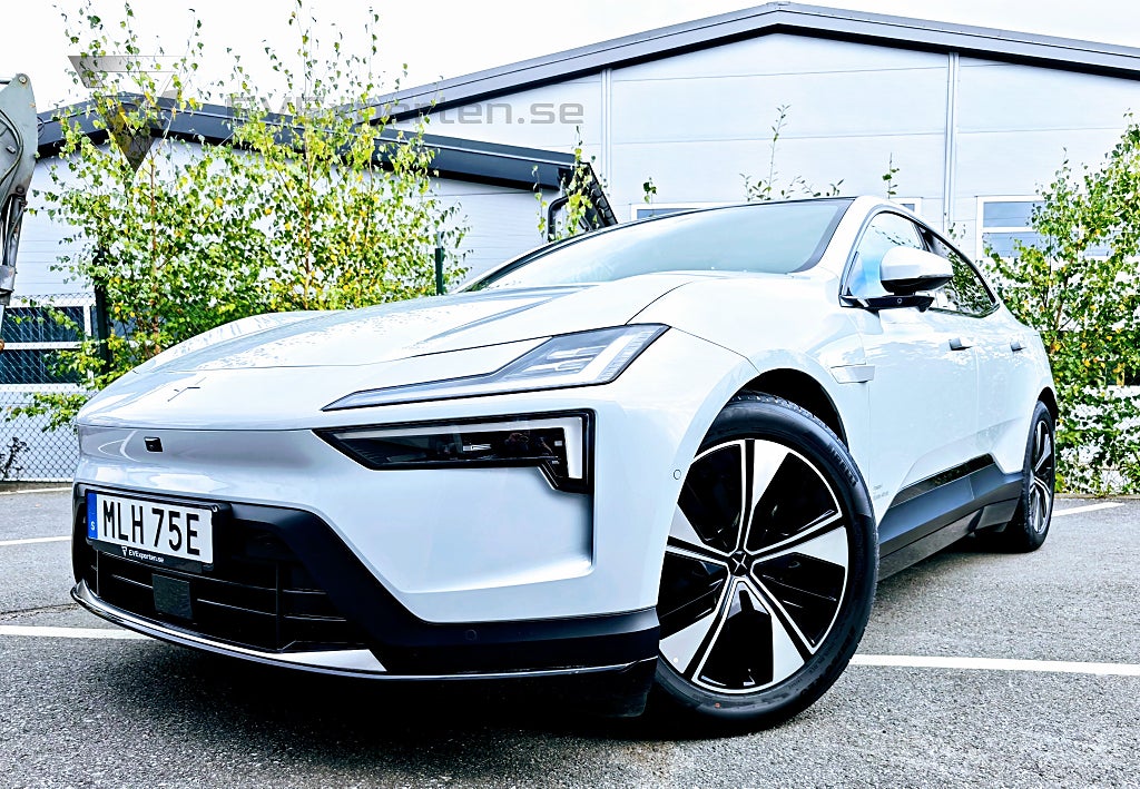 Polestar 4 Coupé Long range Dual Motor Plus Pilot Drag Moms