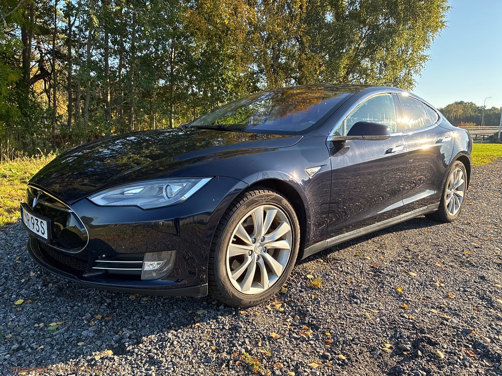 Tesla Model S 85 – EXPORTNETTO 11.720€