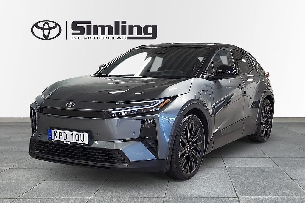 Toyota C-HR+ 77 kWh AWD Executive Panorama JBL / Vinterhjul