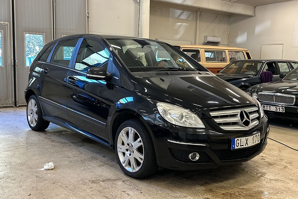 Mercedes-Benz B 180 NGT 5VXL BEKVÄM SÄKER EKONOMISK