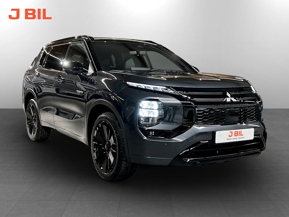 Mitsubishi Outlander Black Edition PHEV – OMGÅENDE LEVERANS!