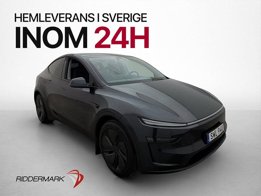 Tesla Model Y Long Range AWD Premium Dragkrok Svensksåld