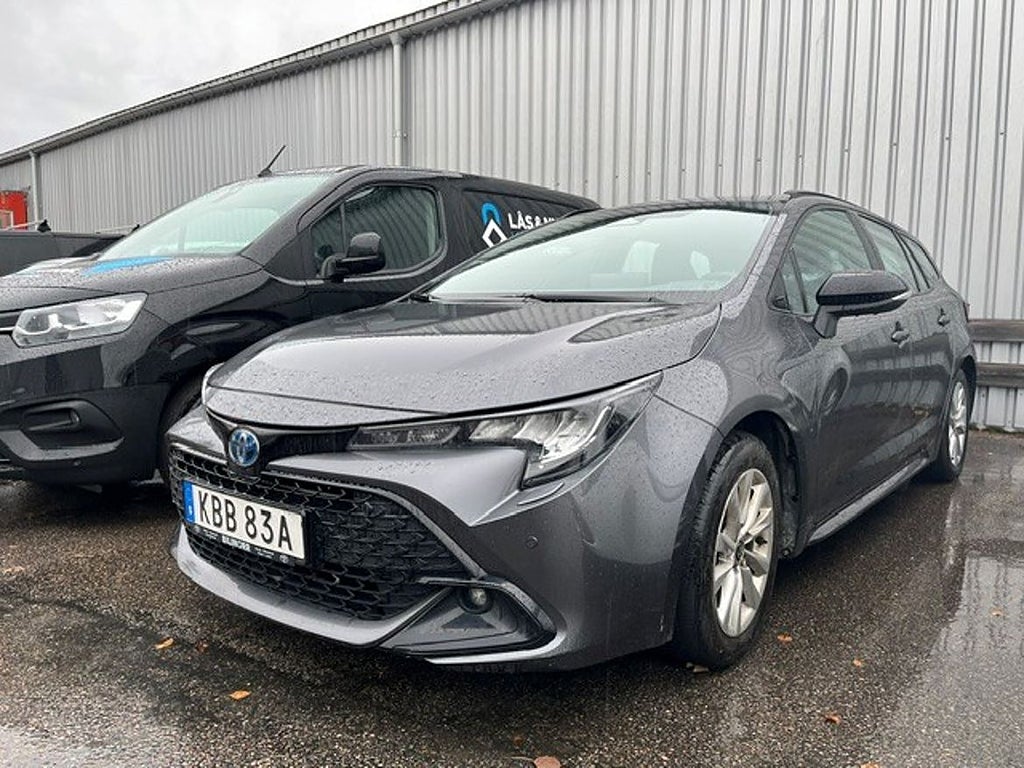 Toyota Corolla 1,8 HYBRID TOURING SPORTS ACTIVE PLUS Vinterhjul