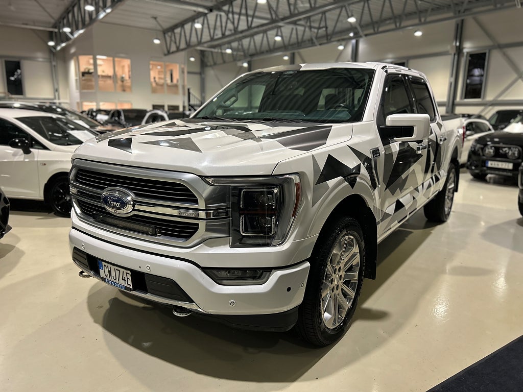 Ford F-150 SuperCrew 3.5 V6 PowerBoost 4×4 SelectShift 436hk/ Pano