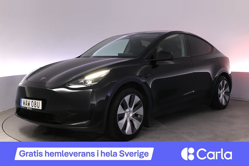 Tesla Model Y Standard Range RWD Drag Autopilot Panorama